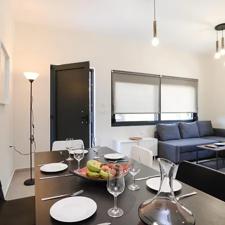 Green Villa Villa *