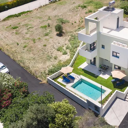 Green Villa Villa *
